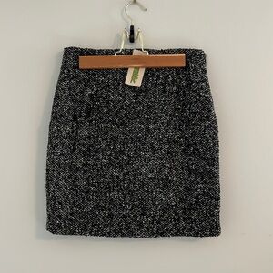 NWT! BB DAKOTA LADSON TWEED SKIRT